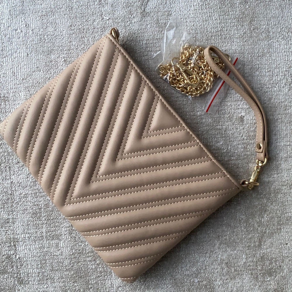 Clutch wristlet